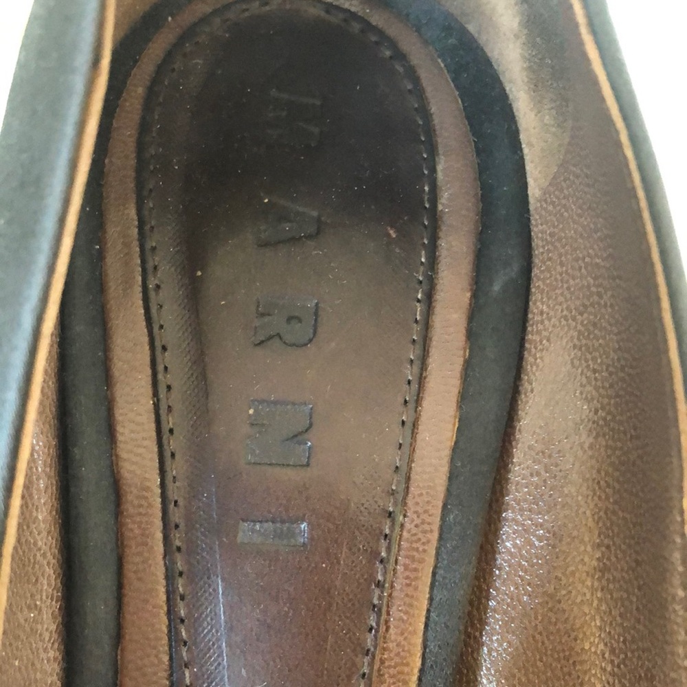 Marni Brown Leather Block Heel Pumps with Black Trim